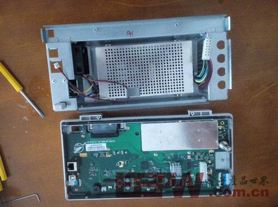 MSO1104Z示波器拆解 MSO1104Z示波器拆解