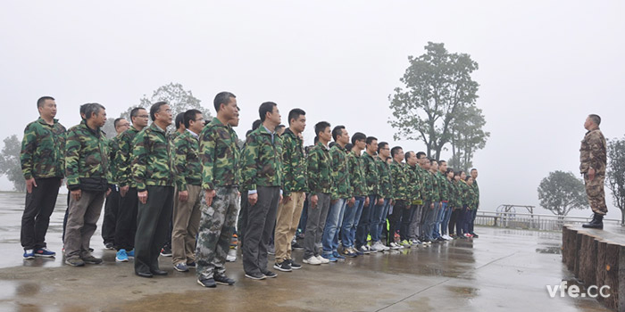 以用戶為中心，銀河電氣開(kāi)展“卓越團(tuán)隊(duì)”拓展訓(xùn)練