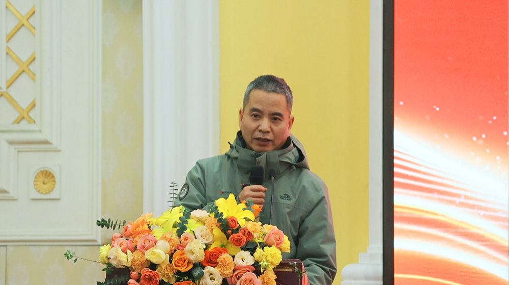 董事長(zhǎng)徐偉專作重要講話 董事長(zhǎng)徐偉專作重要講話